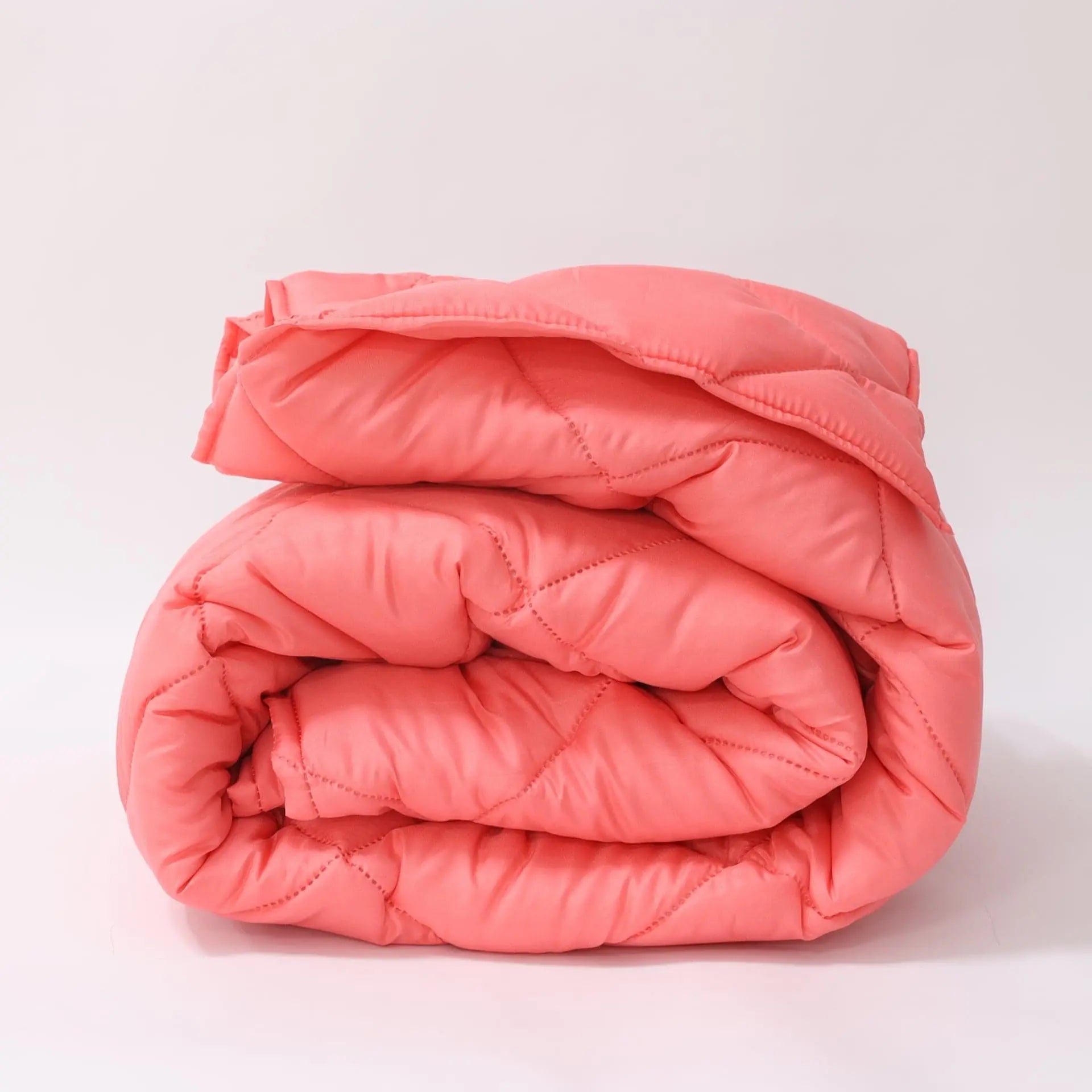 Зимна олекотена завивка Елинор Корал 200/210 см. Wesleep