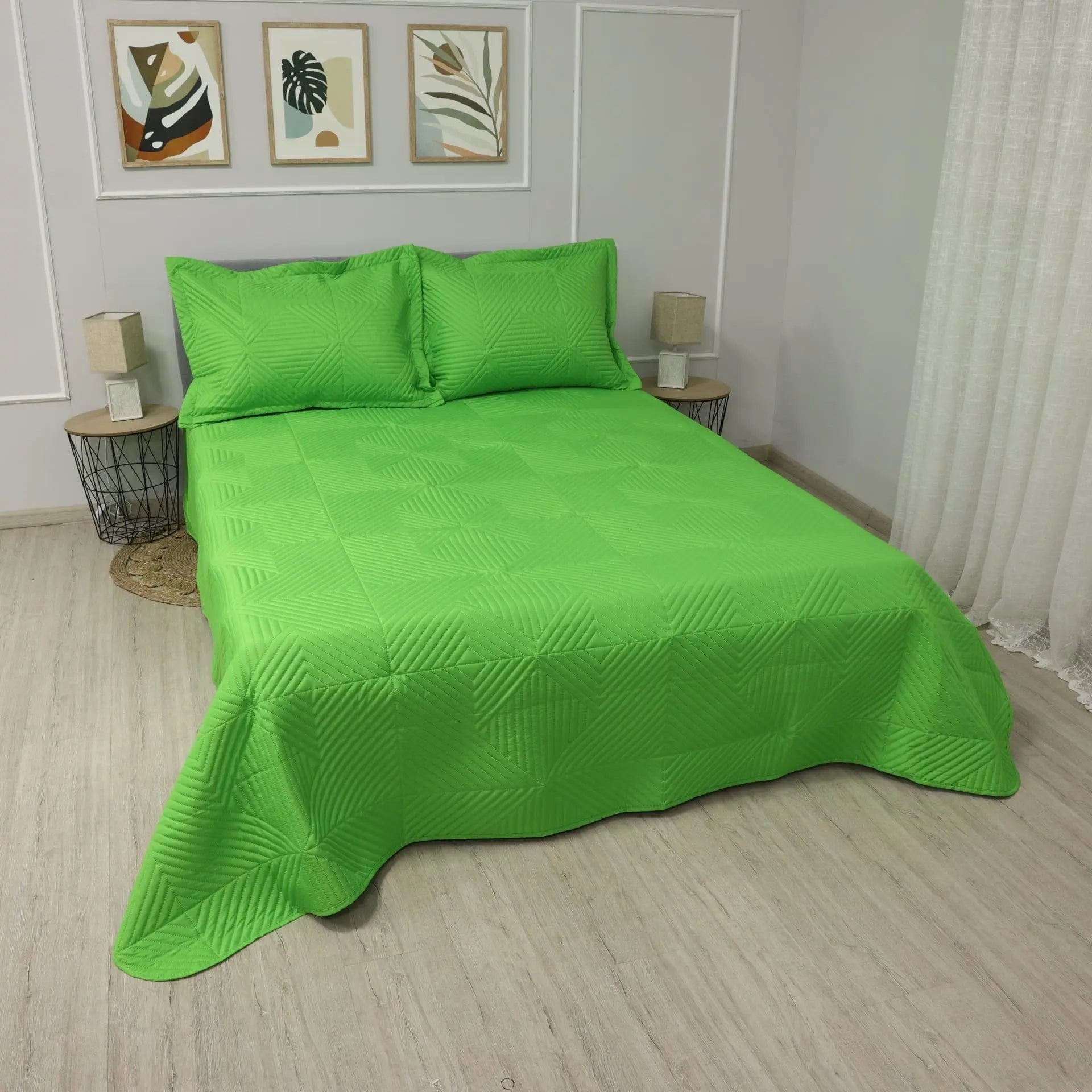 Шалте за спалня или диван Куин Зелено 220/240 см. Izidream