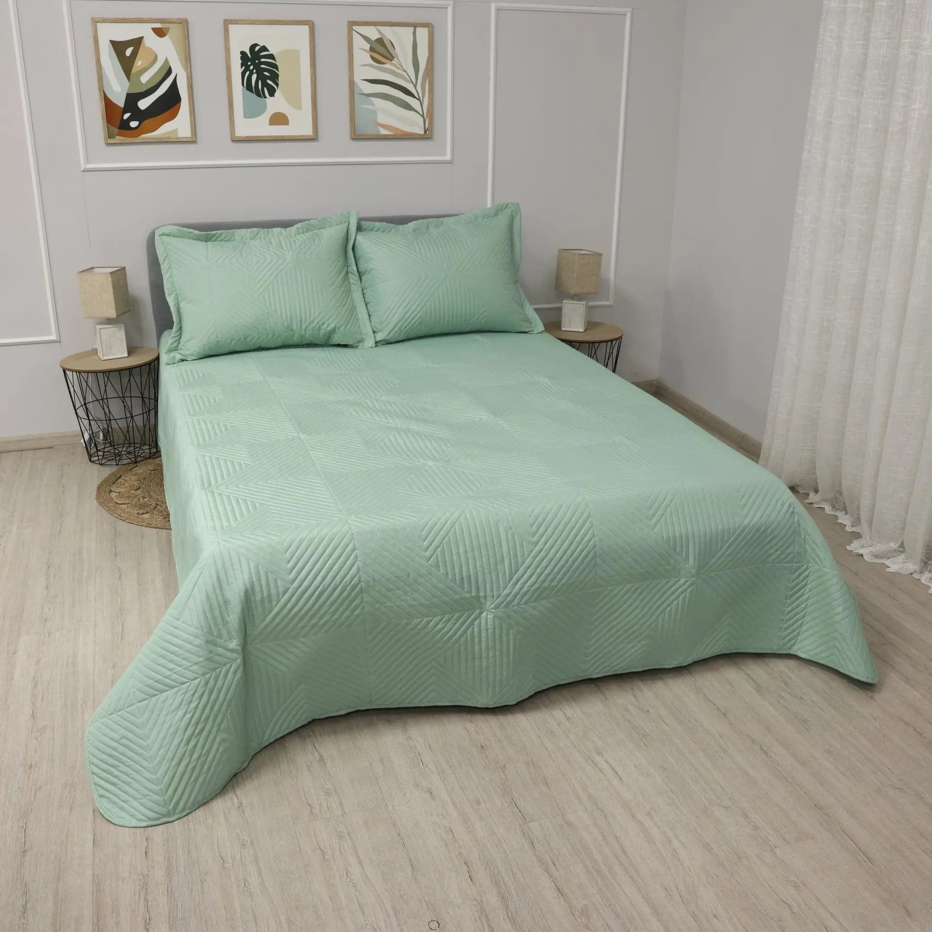 Шалте за спалня или диван Куин Мента 220/240 см. Izidream