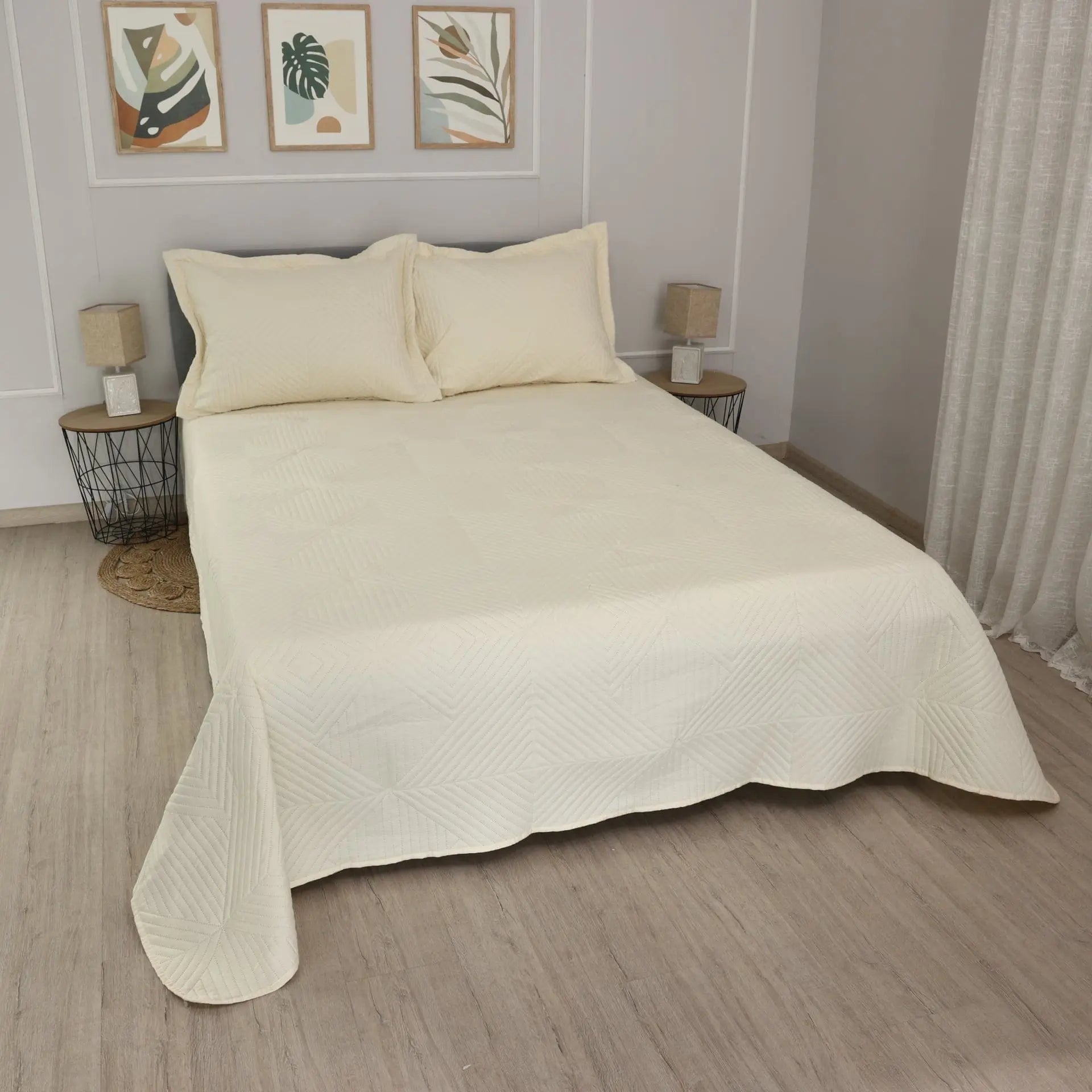 Шалте за спалня или диван Куин Екрю 220/240 см. Izidream