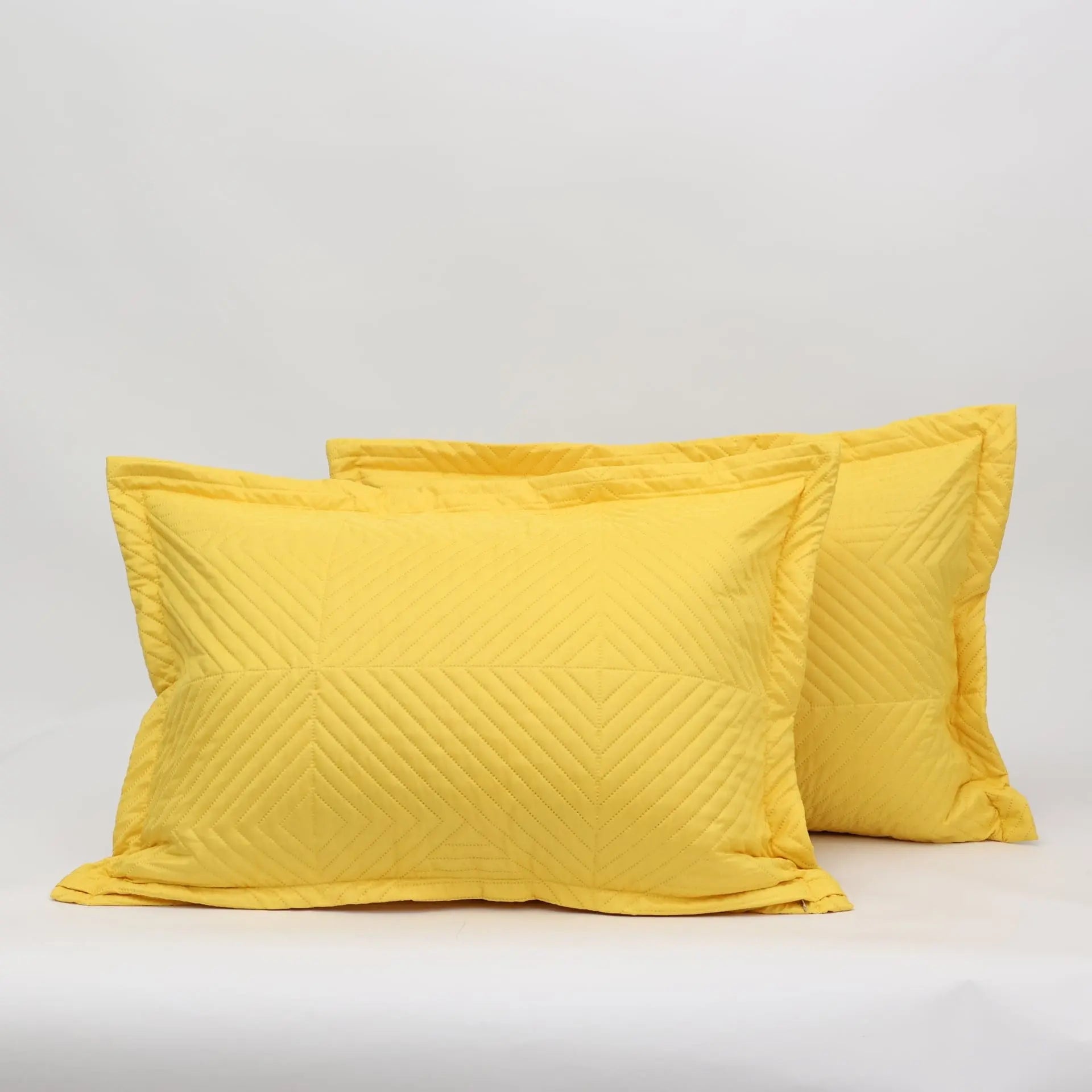 Комплект 2 бр. декоративни калъфки за възглавници 50/70 см. Куин Жълто Izidream