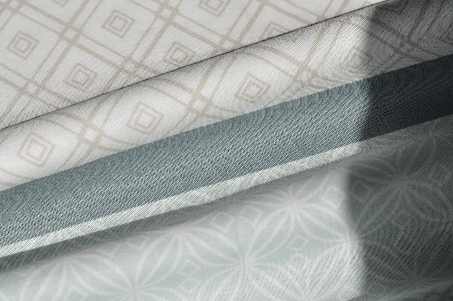 Нестандартен размер спално бельо БЕЗ долен чаршаф АМАНИ, 3 части, 200/200+50/70